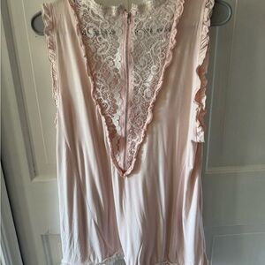 POL blush, pink sleeveless top with lace